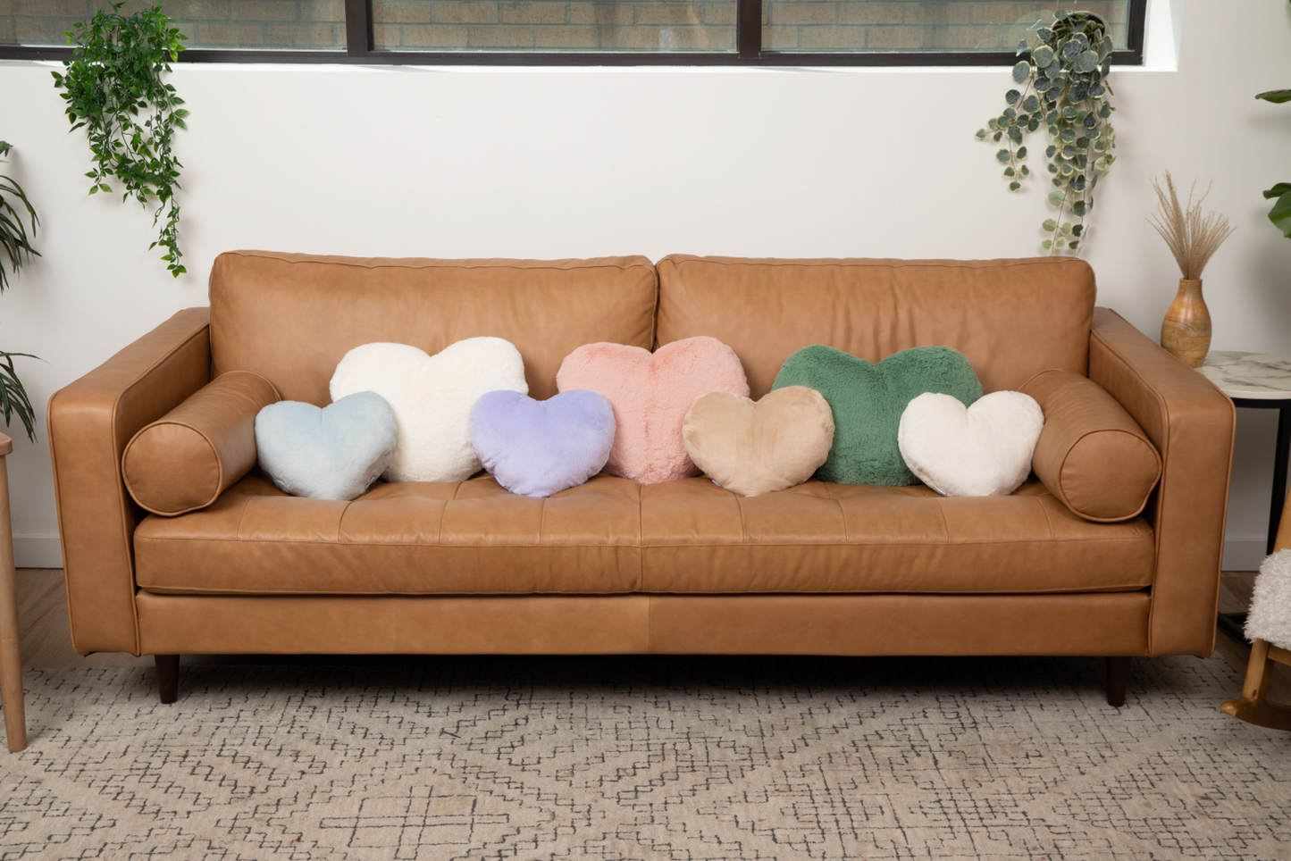 Super Sized Heart to Hug Pillow  | כרית חיבוק ענקית